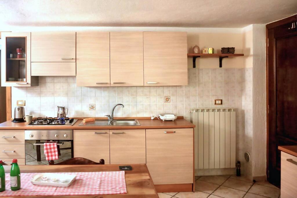 Dimora Gilles Aosta Valley 바드 객실 사진